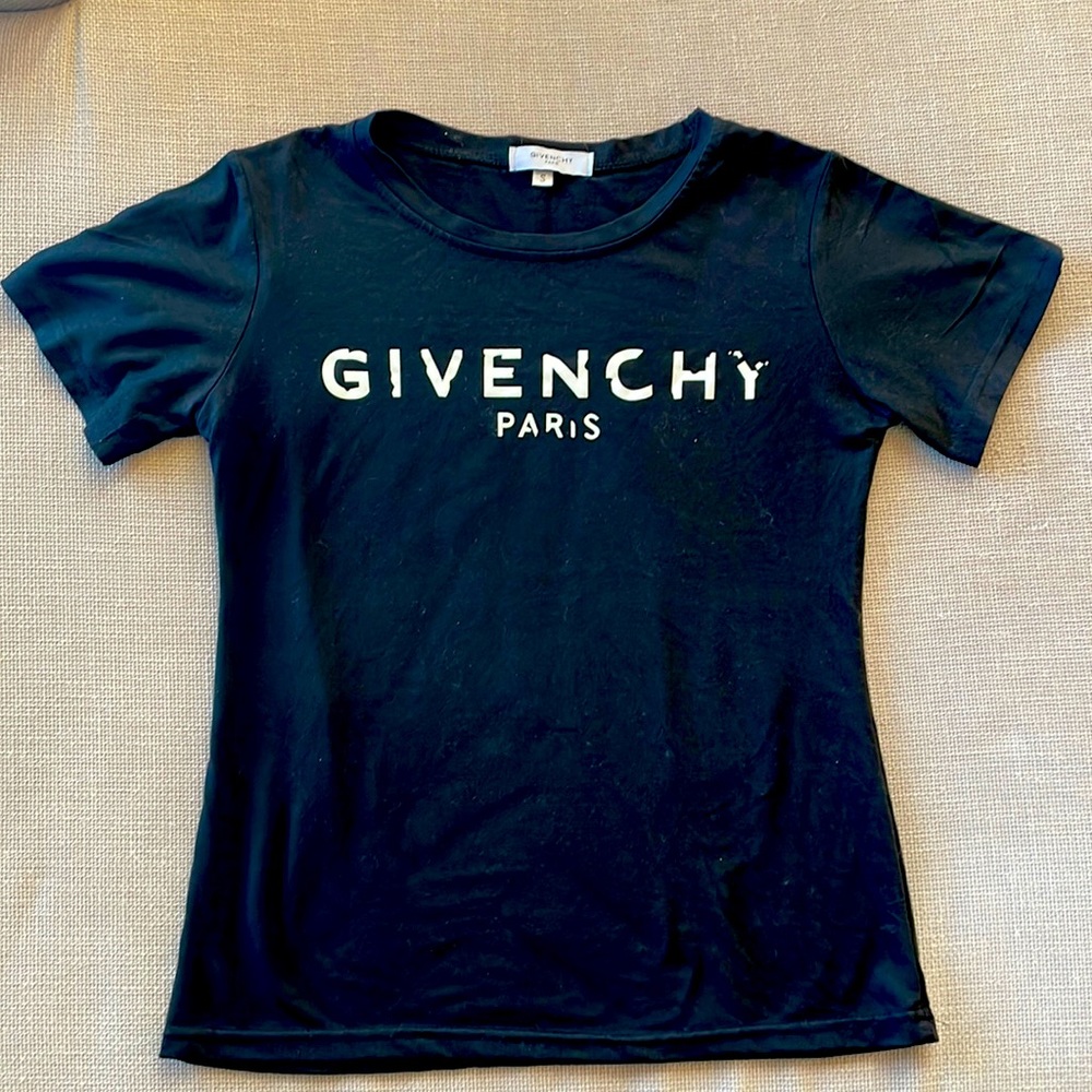 NOT authentic-never worn. Givenchy-SMALL